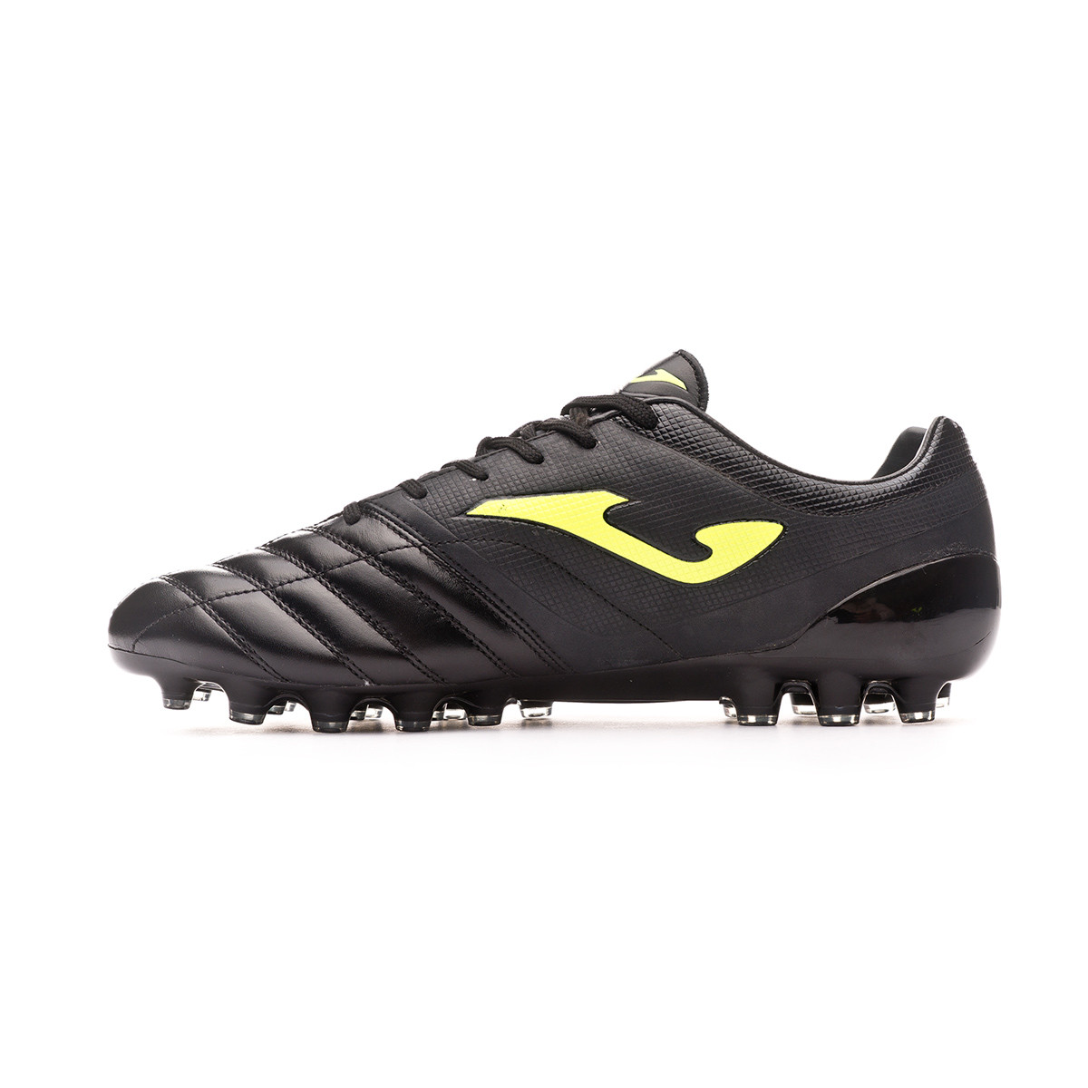 football shoes store near me