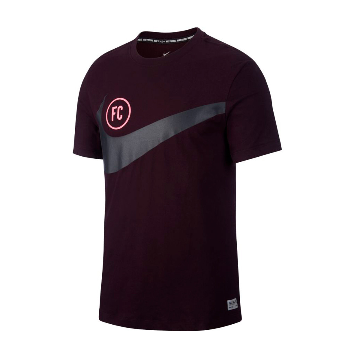 camiseta nike label