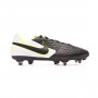 Tiempo Legend VIII Academy SG-PRO Anti-Clog Traction Black-White