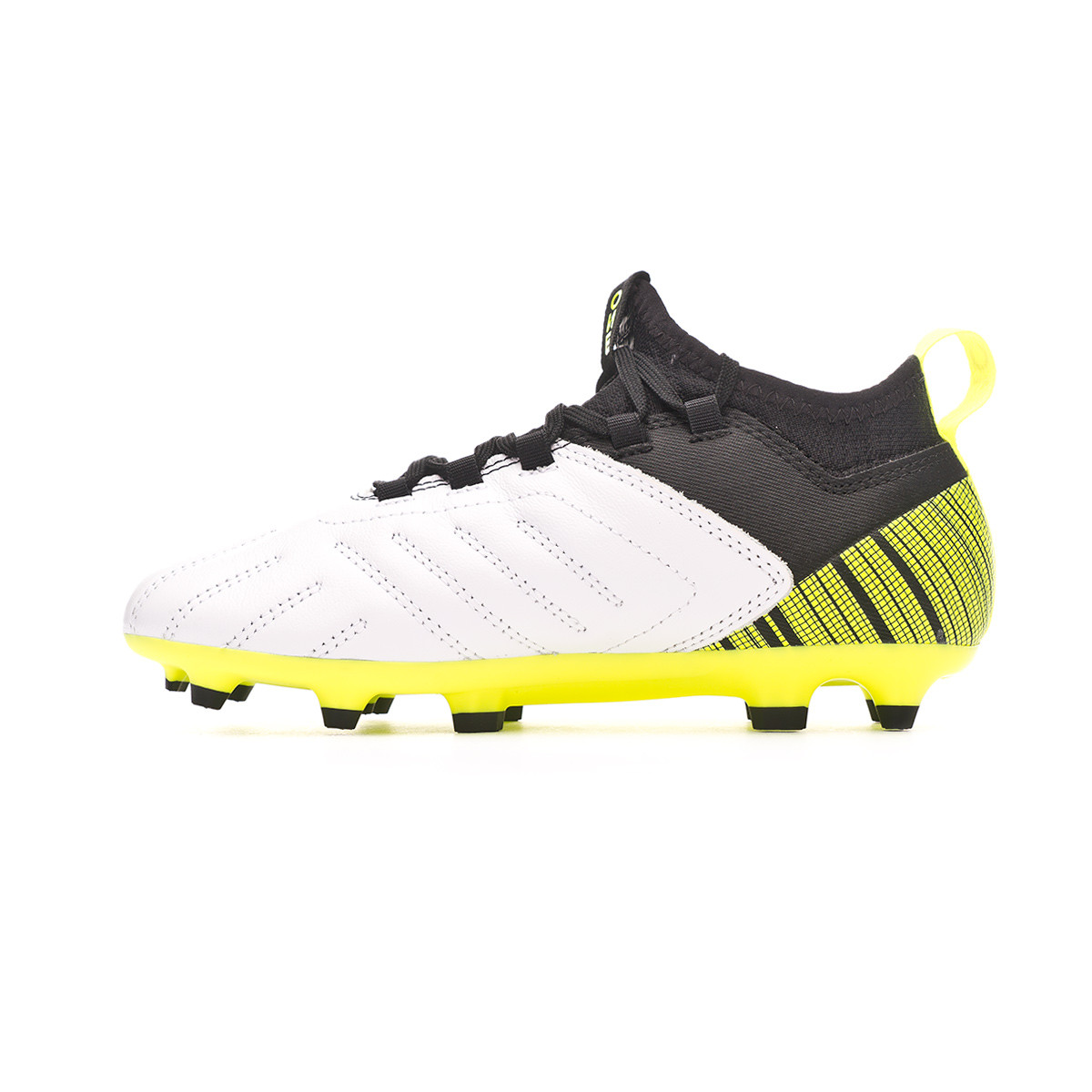 chaussure de foot puma one