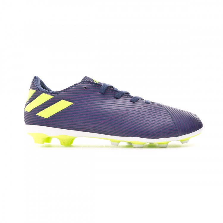 crampon adidas violet