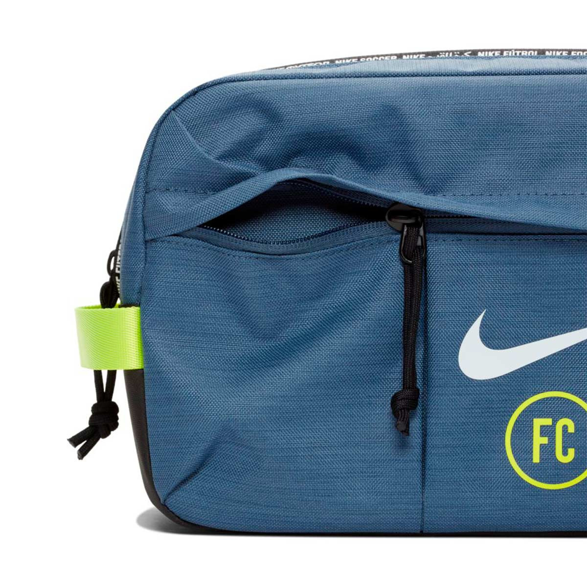 nike boot bag