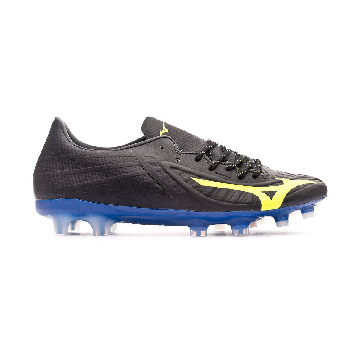mizuno professional model football boots
