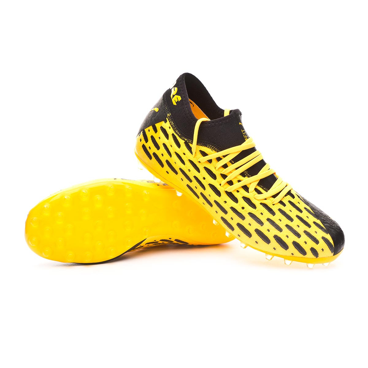 puma netfit spikes