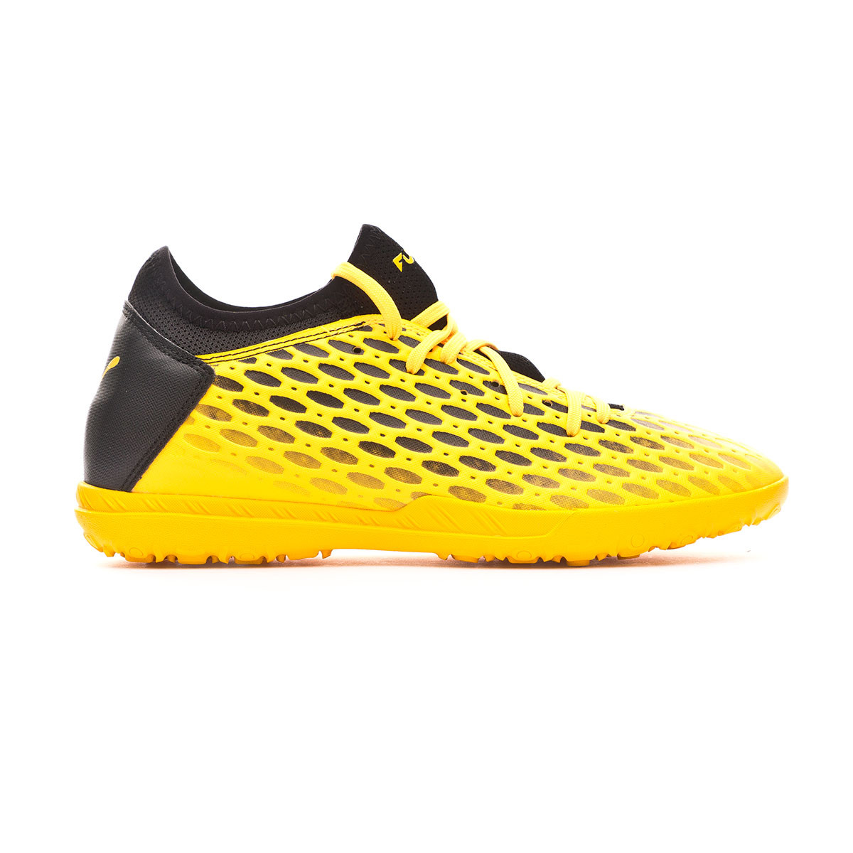 scarpe calcio pianta stretta