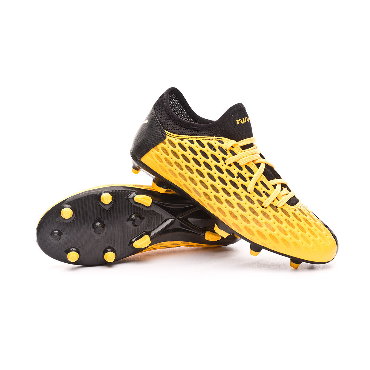 yellow puma football boots