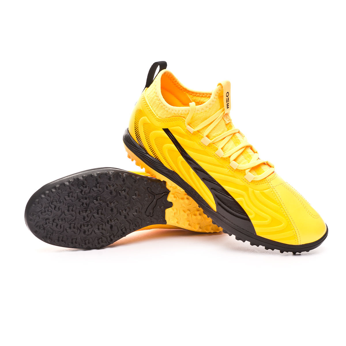 black yellow puma