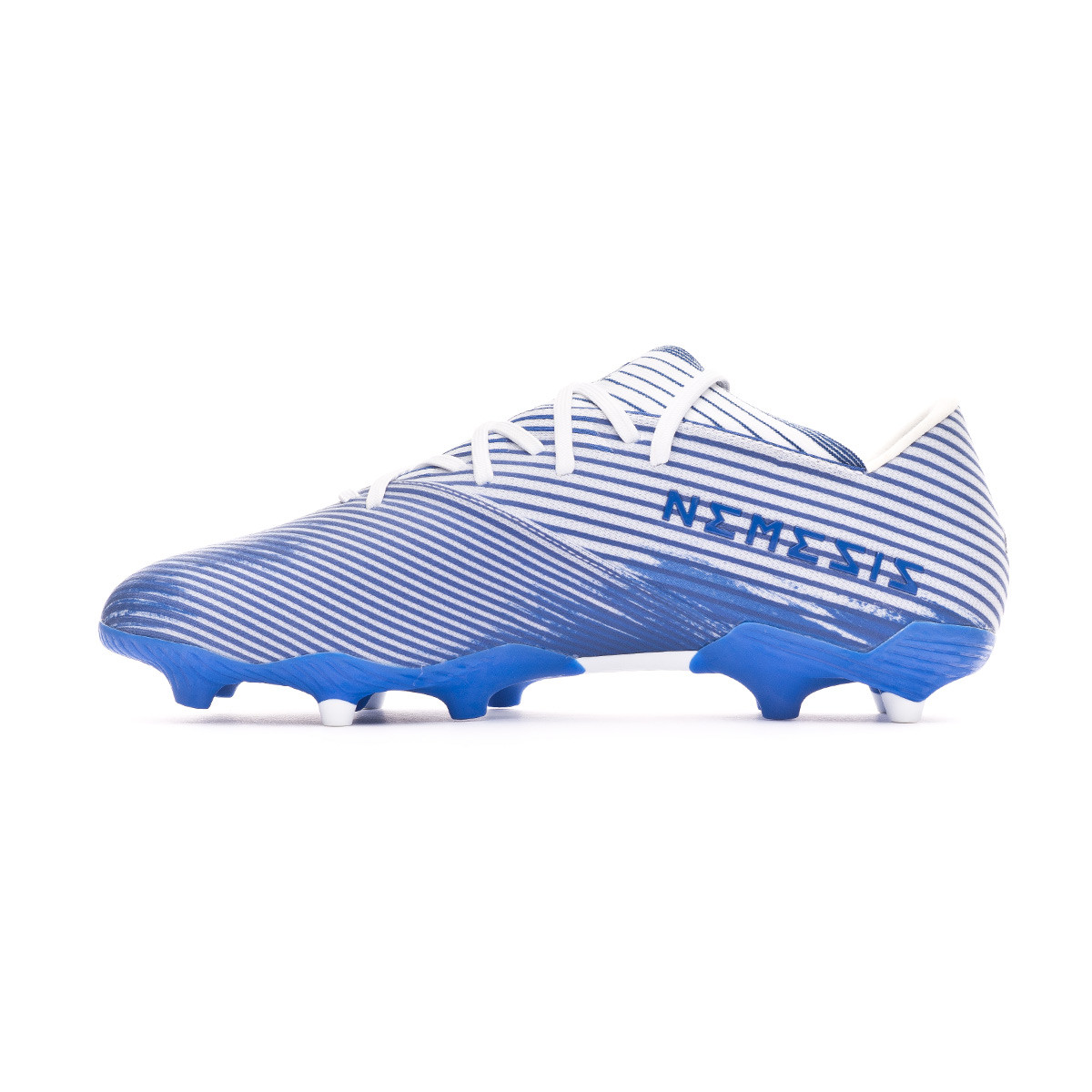 zapatos de fútbol nemeziz