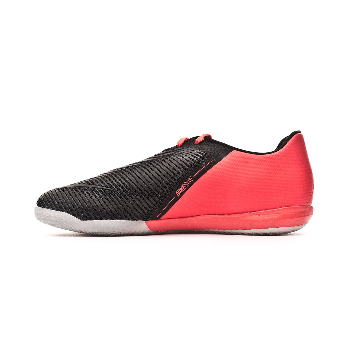 zoom phantom venom pro ic