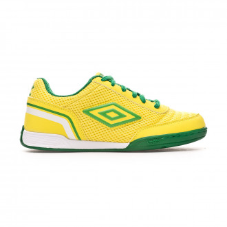 umbro sports shoes