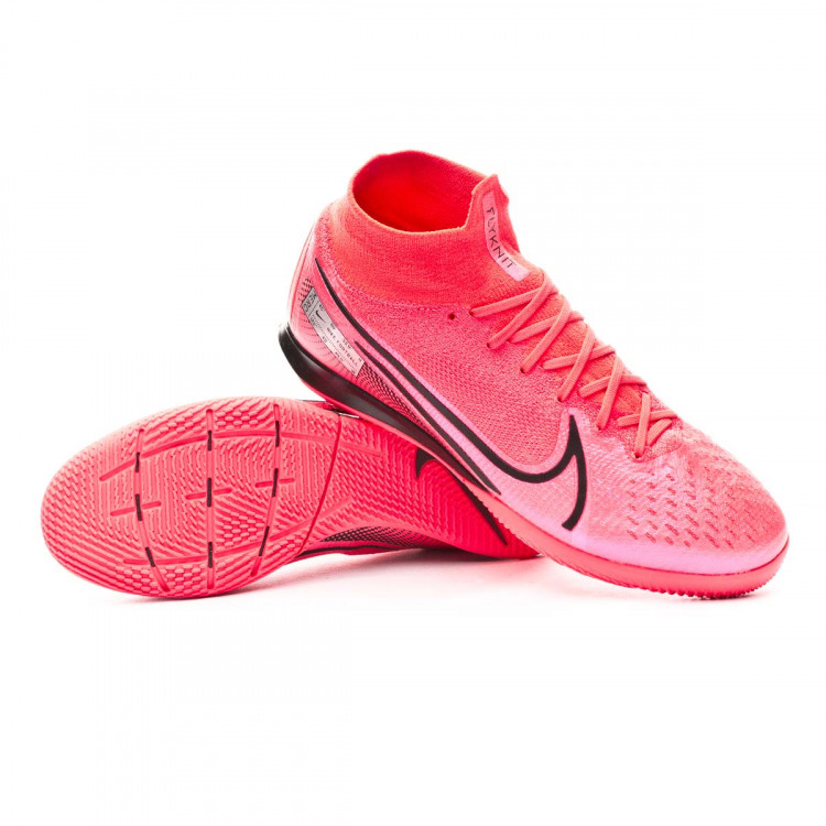 nike mercurial superfly laser crimson