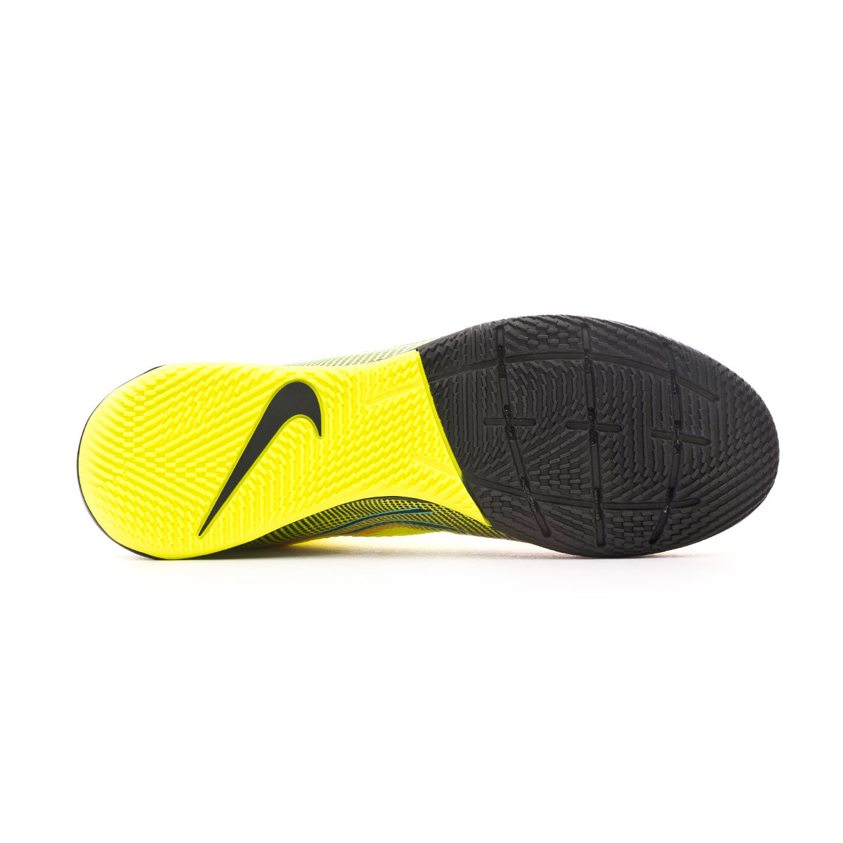 Review Nike Mercurial Superfly 6 Club FG MG AH7339 810.