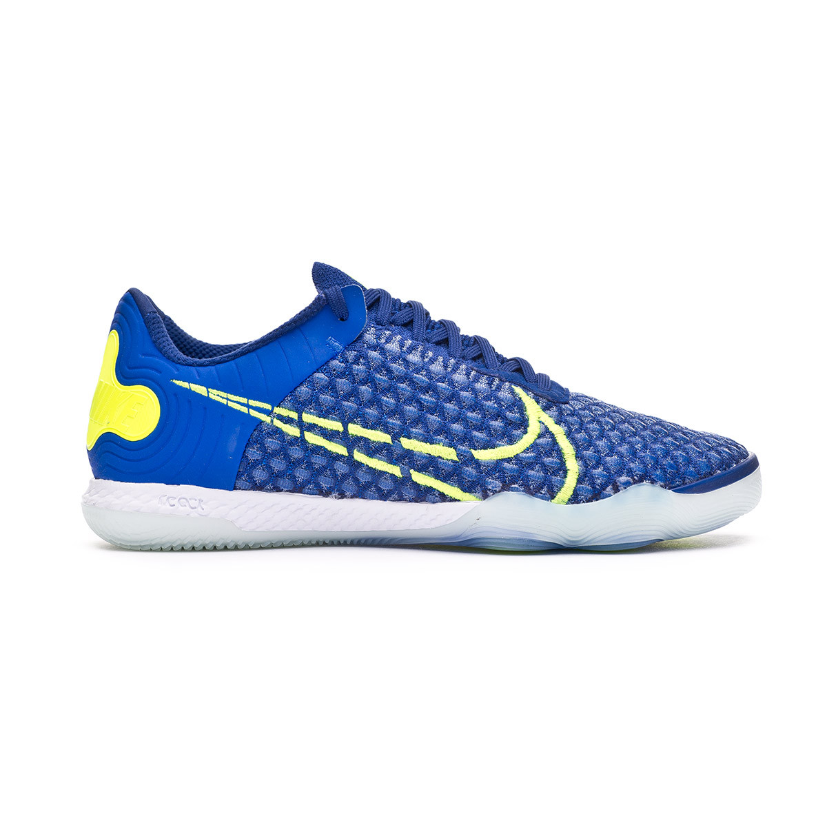 nike react gato sizing