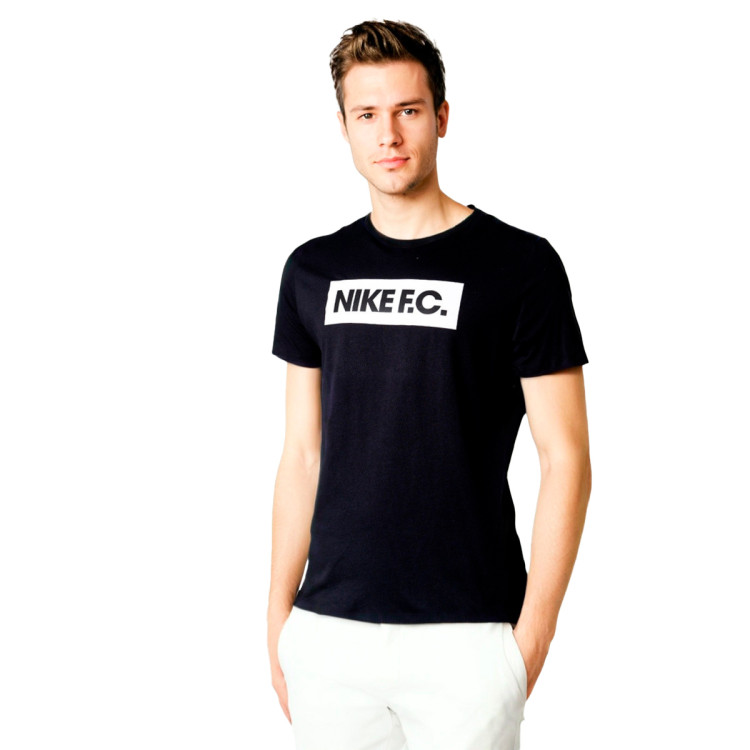 Коллекция Nike f c 2020