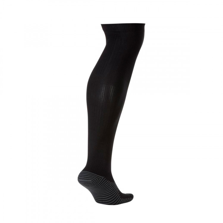 medias-nike-squad-knee-high-black-white-1