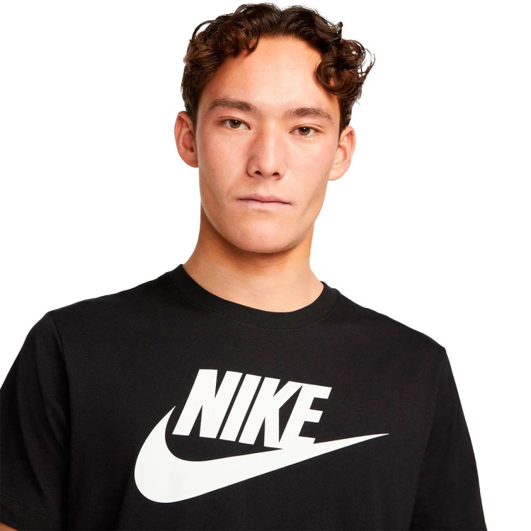 camiseta-nike-sportswear-icon-futura-black-white-2