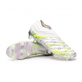 Le migliori scarpe da calcio per pianta larga - Blog - Negozio di calcio  Fútbol Emotion