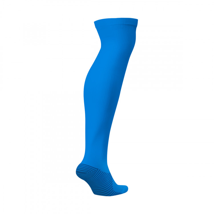 medias-nike-team-matchfit-over-the-calf-team-royal-white-1.jpg