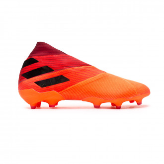 botas de futbol nemeziz