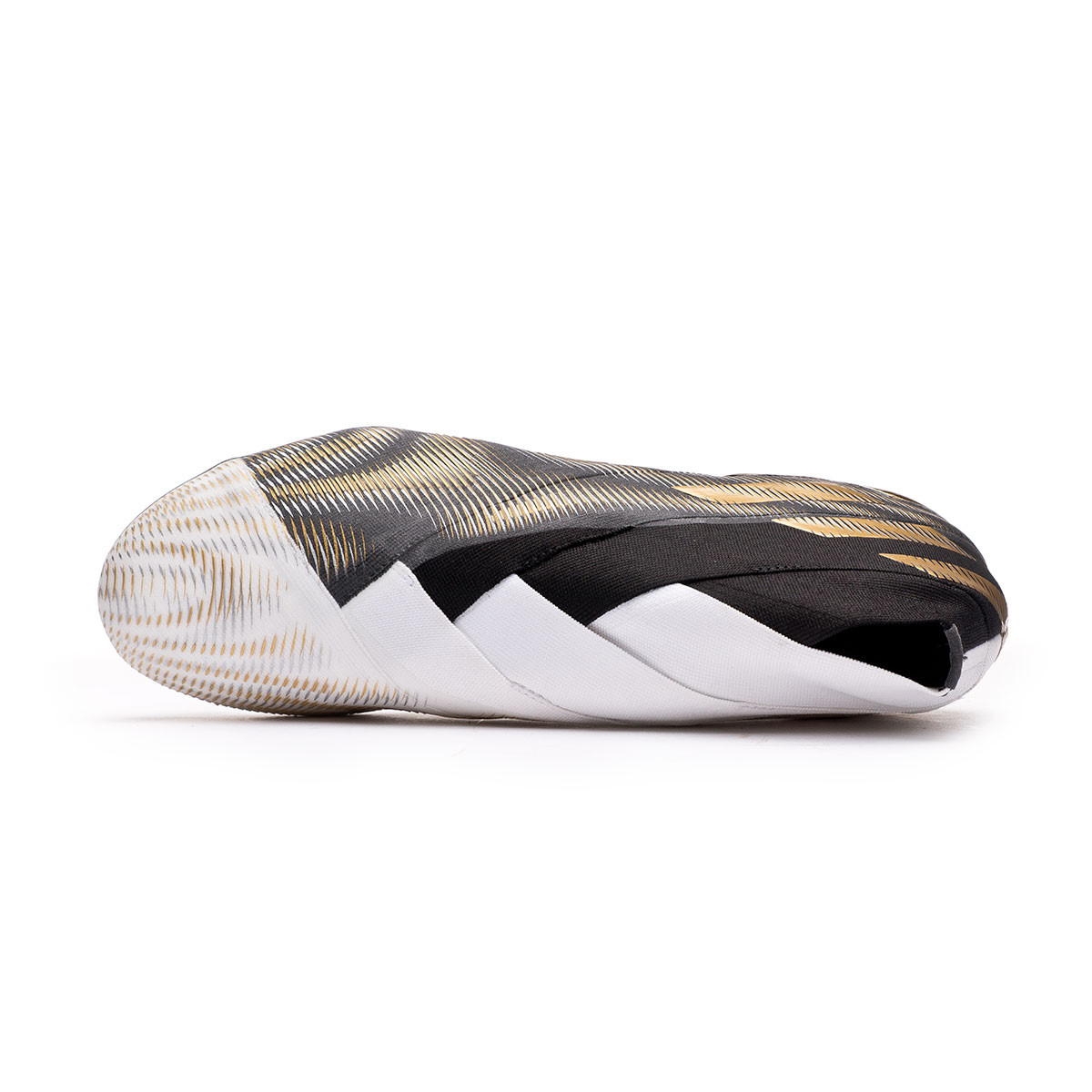 adidas nemeziz black and gold