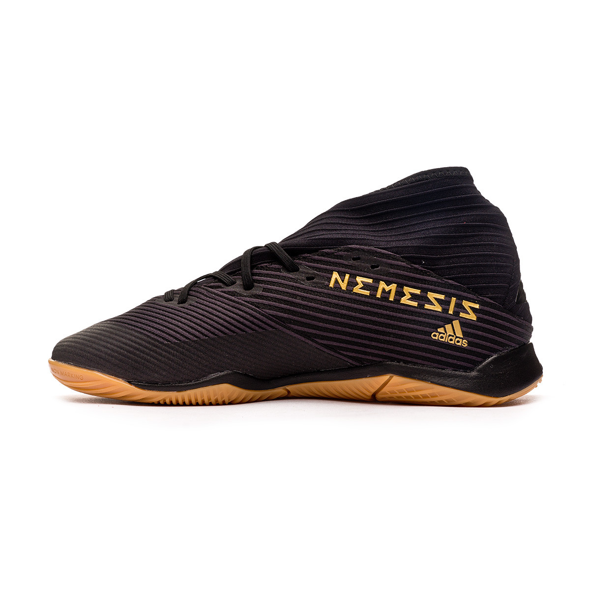 nemeziz negro con dorado