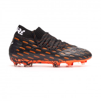 Football boots with AG (Artificial 
