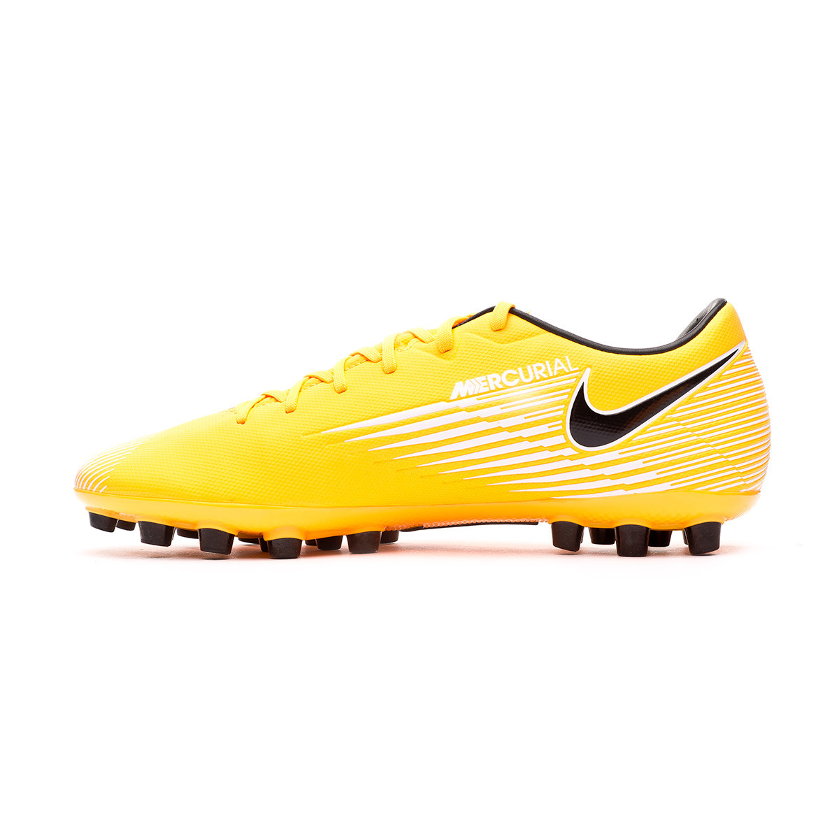 chaussure foot nike orange