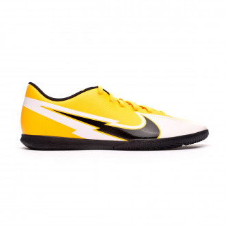 nike futsal