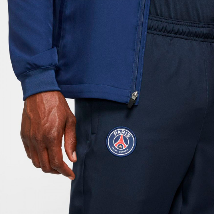 chandal nike fit