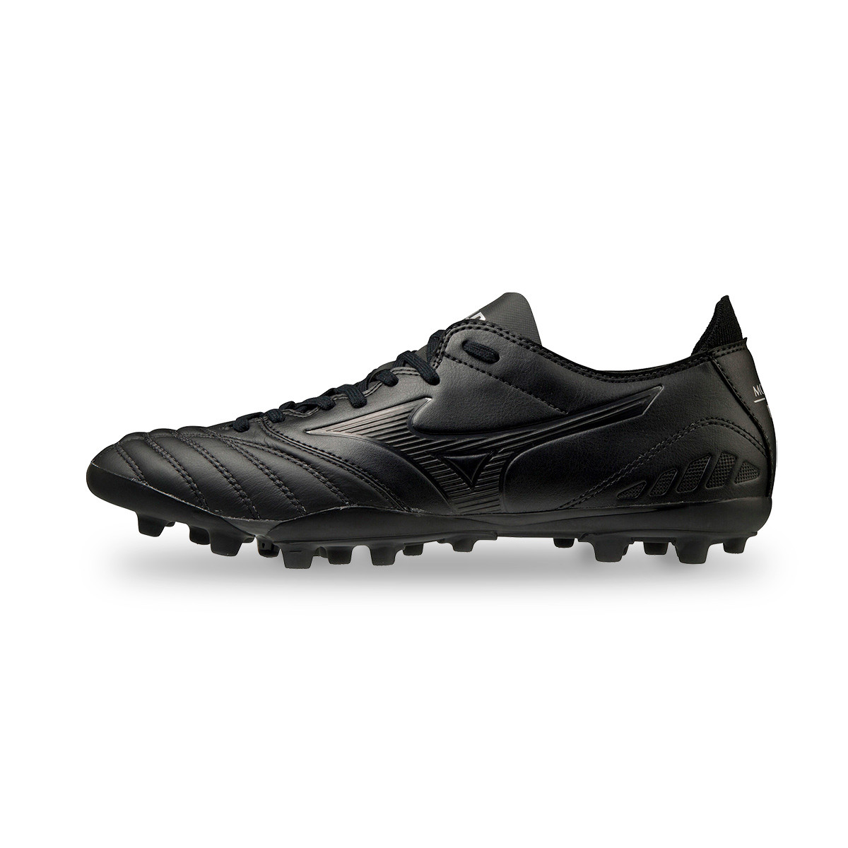 mizuno professional model football boots
