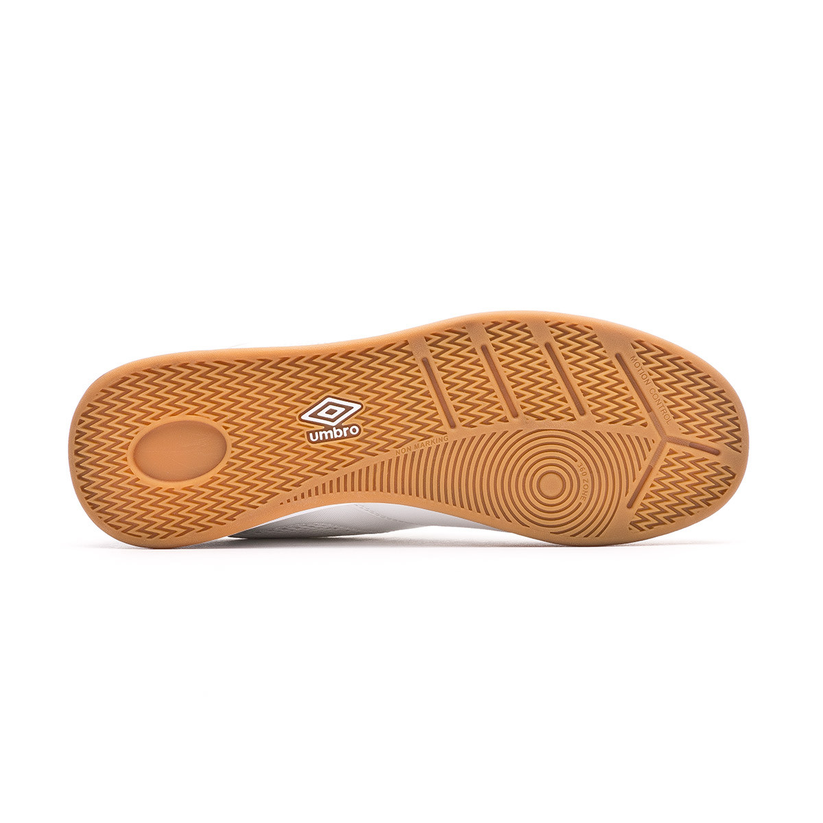 umbro walking shoes