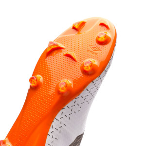 OUTSOLE-2