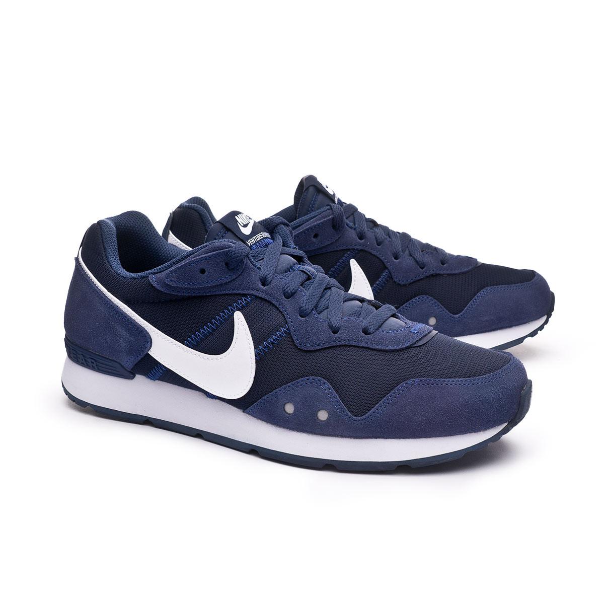 nike venture runner blue