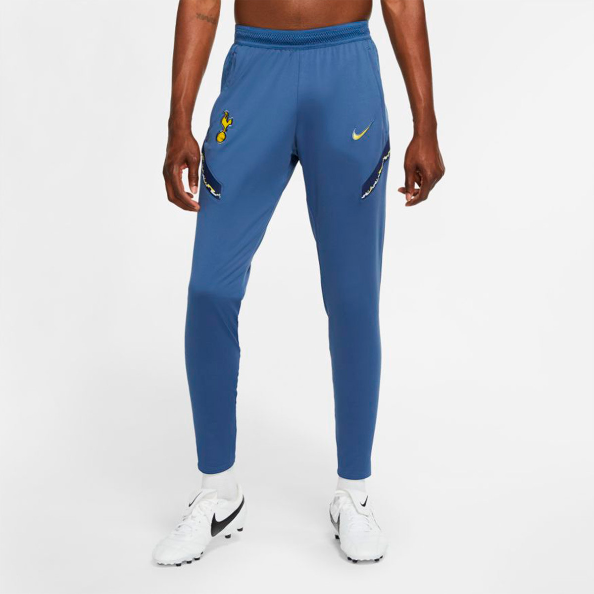 pantaloni lunghi nike