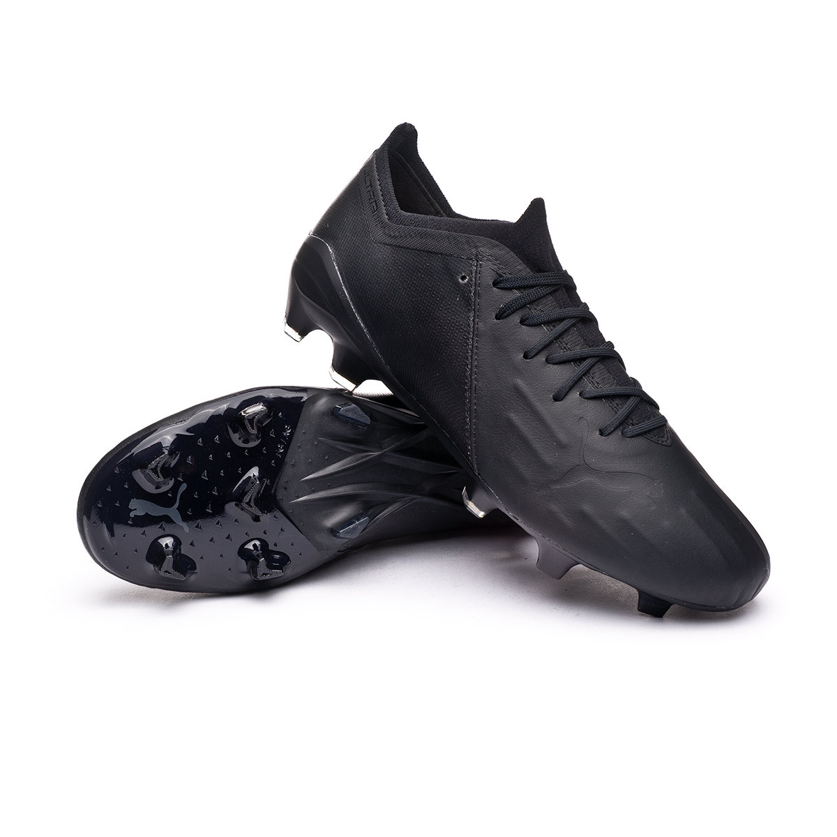 puma grass boots
