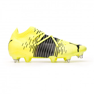 puma laceless football boots