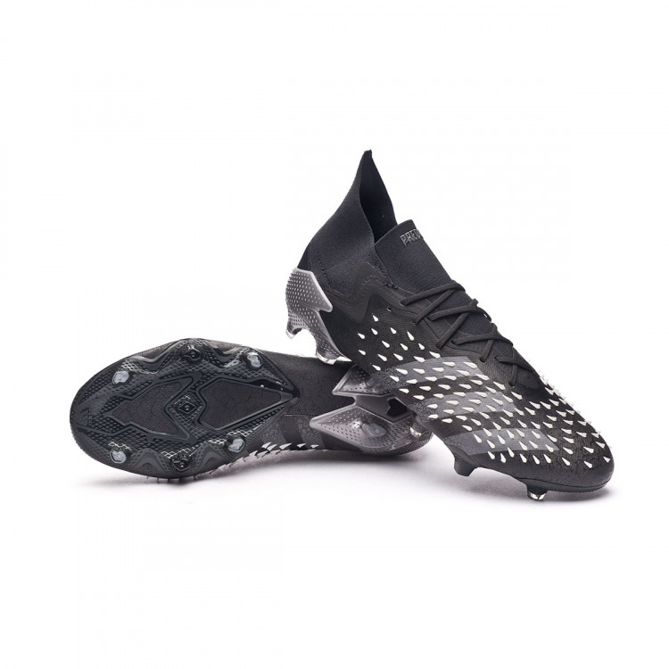 predator adidas negro