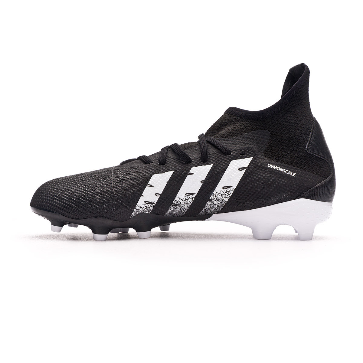 predator black white