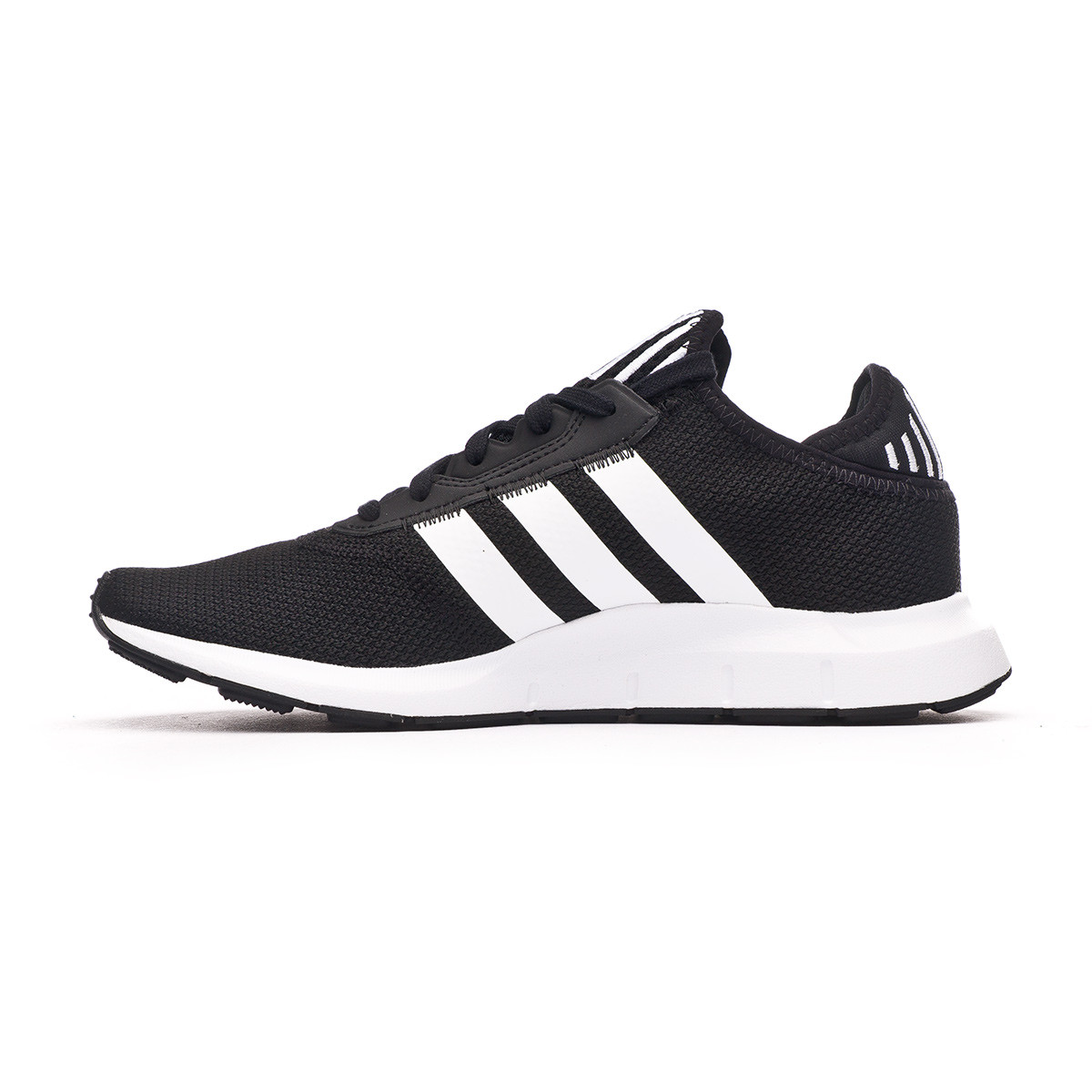 adidas swift run core black and white