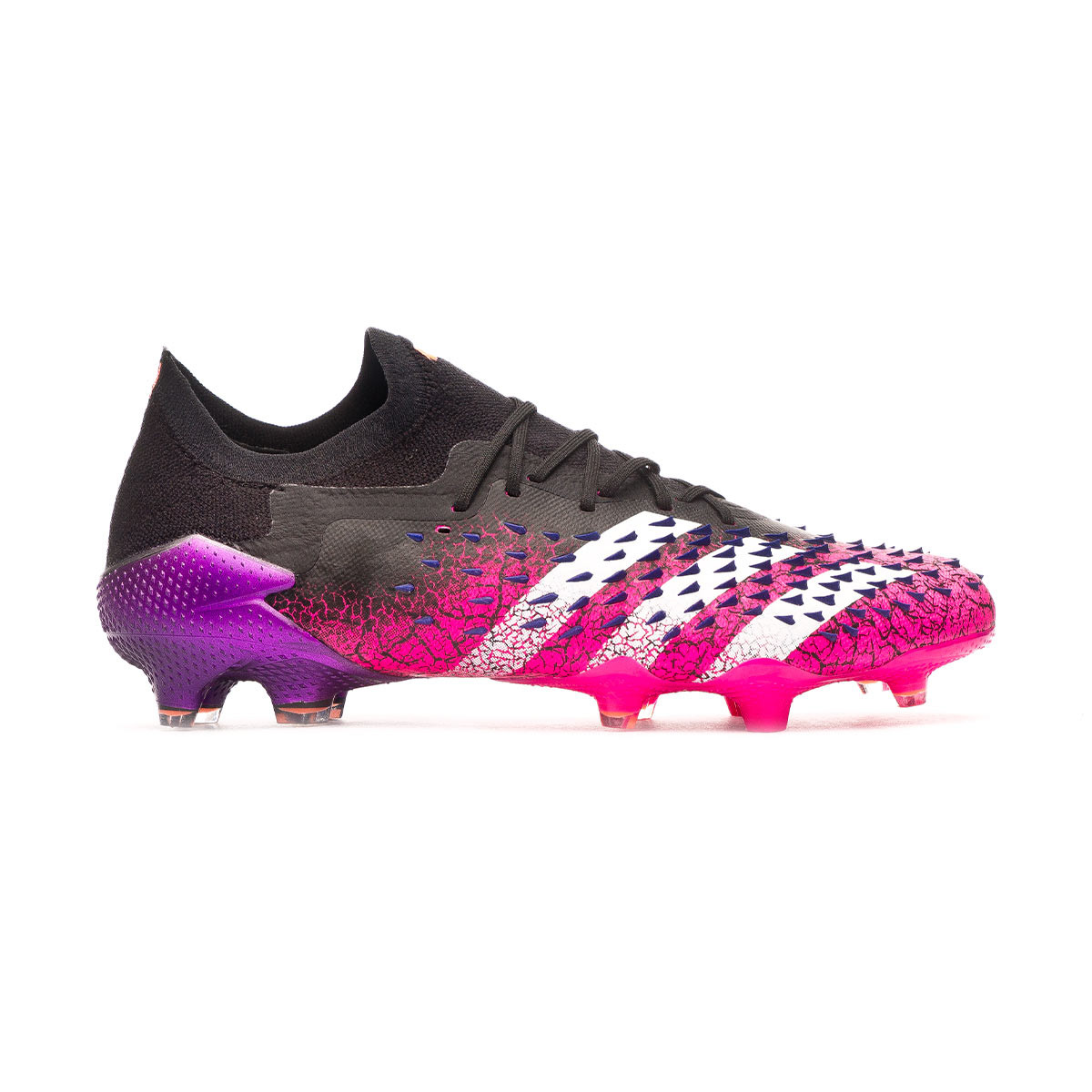 football boots predator freak