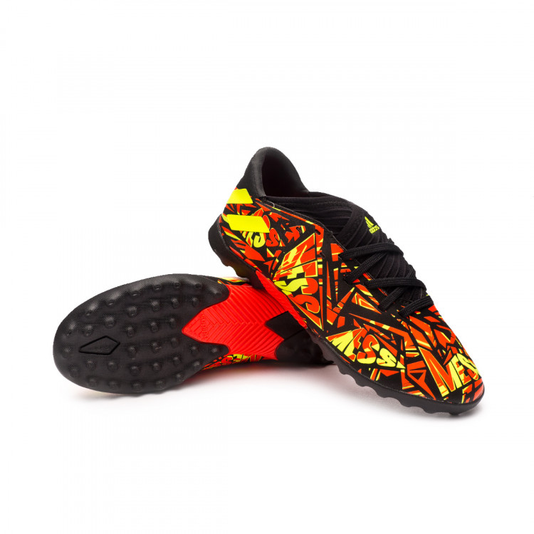 Las espectaculares botas de Messi que Adidas le fabrica en Alemania -  Publicaste