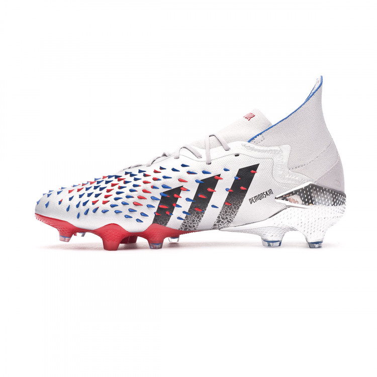 bota-adidas-predator-freak-.1-fg-plata-2