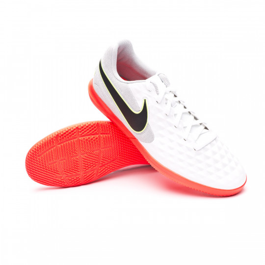 nike ghost futsal