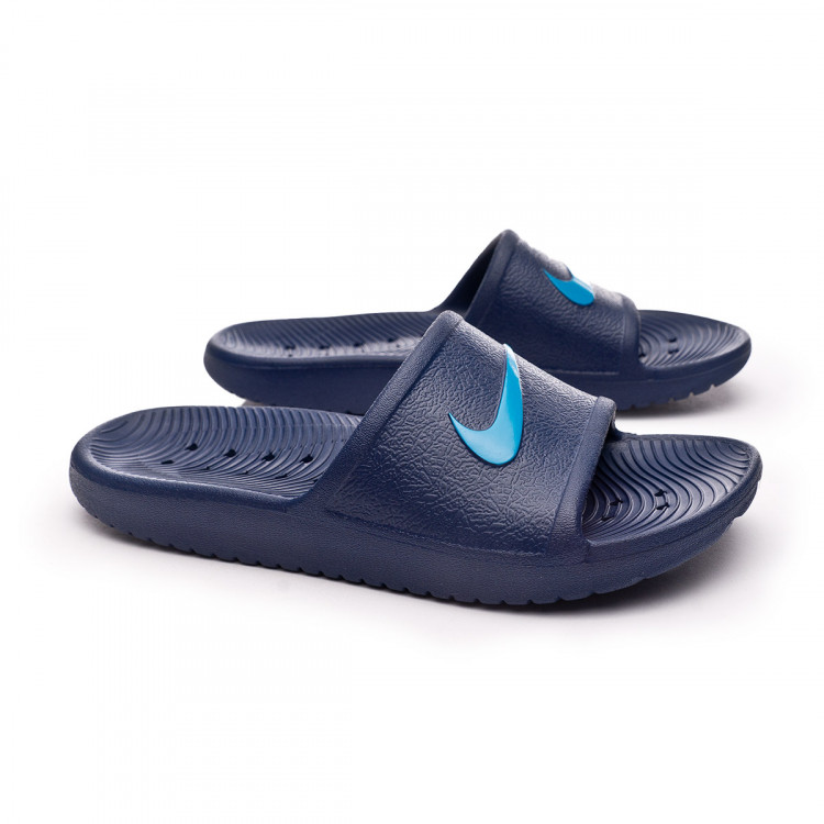 childrens nike flip flops