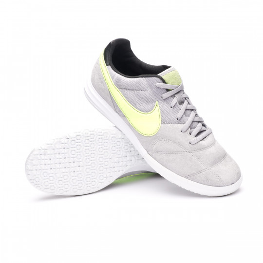 nike premier futsal
