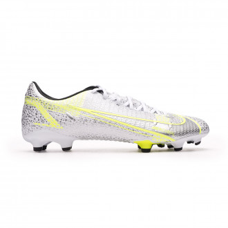 nike football boot studs