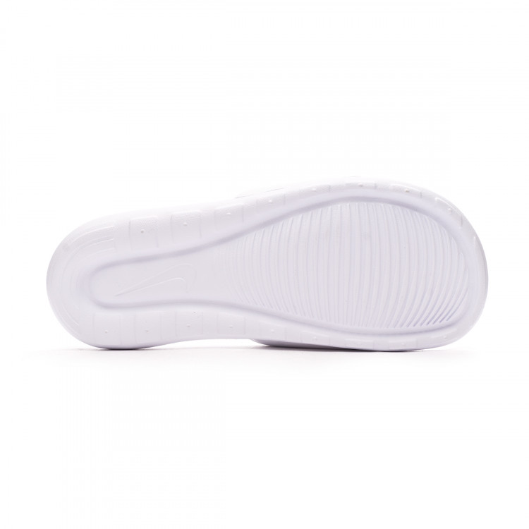 chanclas-nike-victori-one-slide-white-game-royal-white-3.jpg