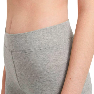 Nike Malla corta Sportswear Essential Biker Mujer — foto 3