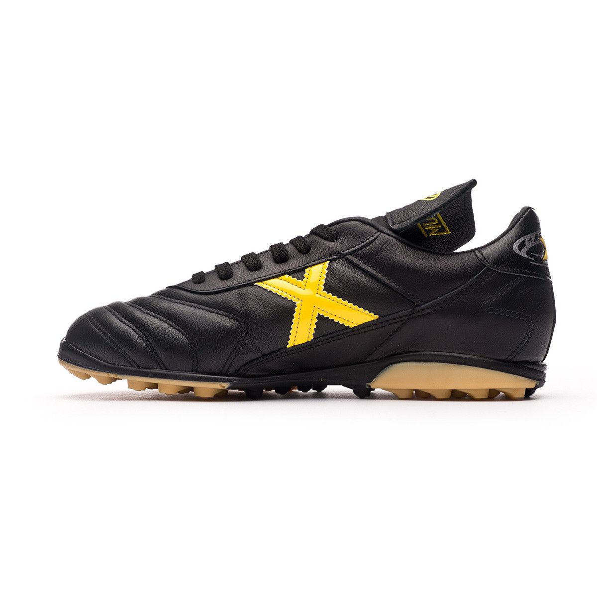 Zapatos de fútbol Mundial Negro-Amarillo - Fútbol Emotion