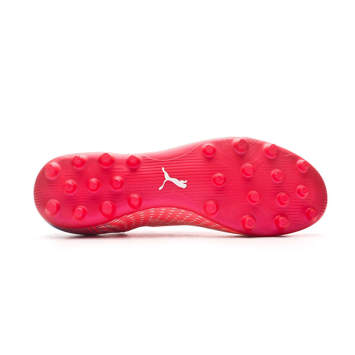 puma moulded football boots